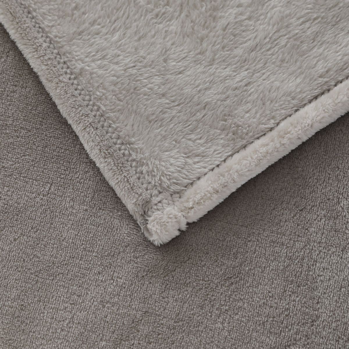 Roe Flannel Blanket Grey