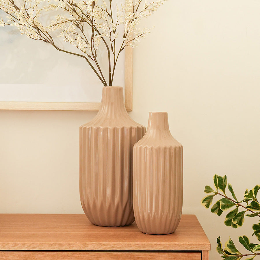 Howard Ribbed Ceramic Vase