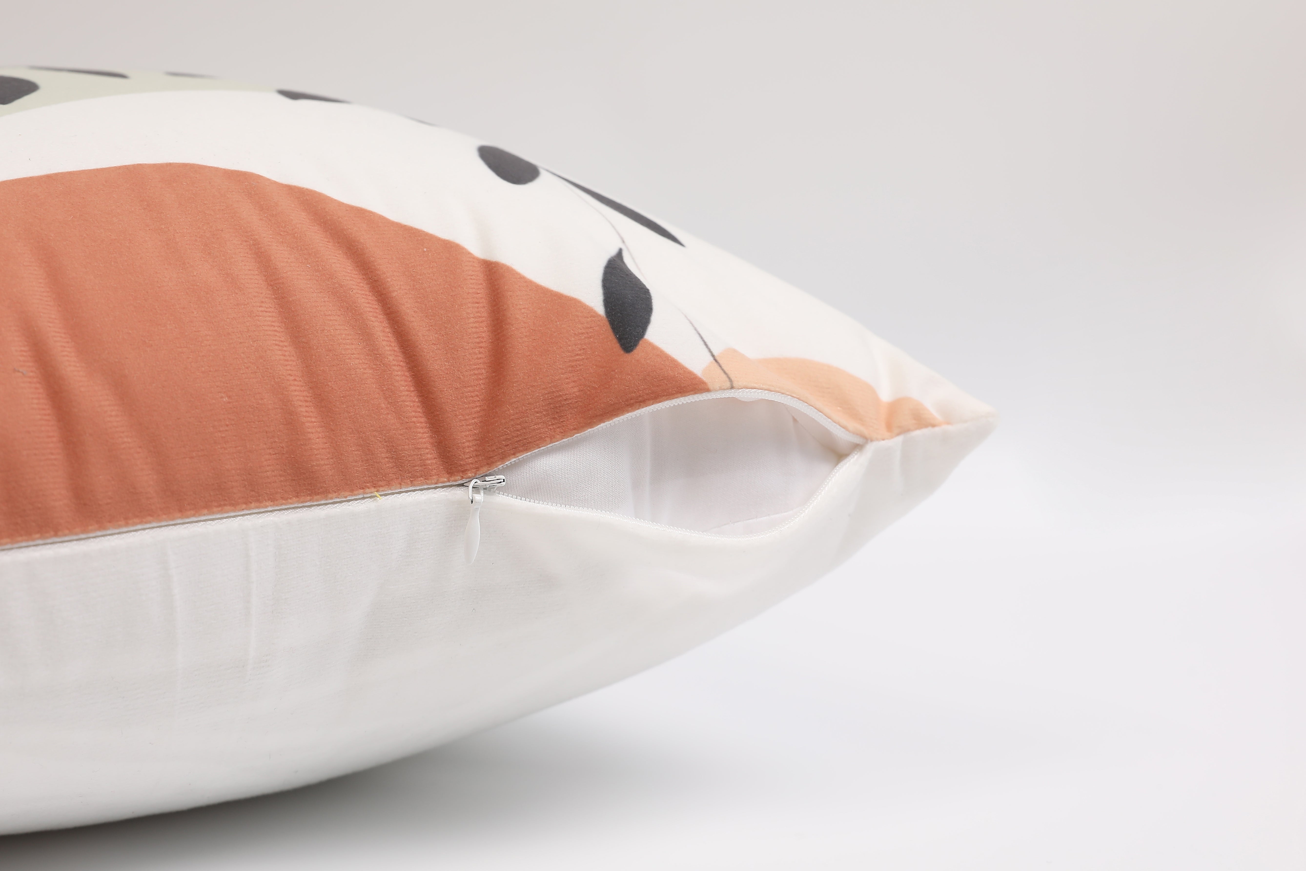 Lumi Sunrise Leaves Throw Pillowcases Set of 4