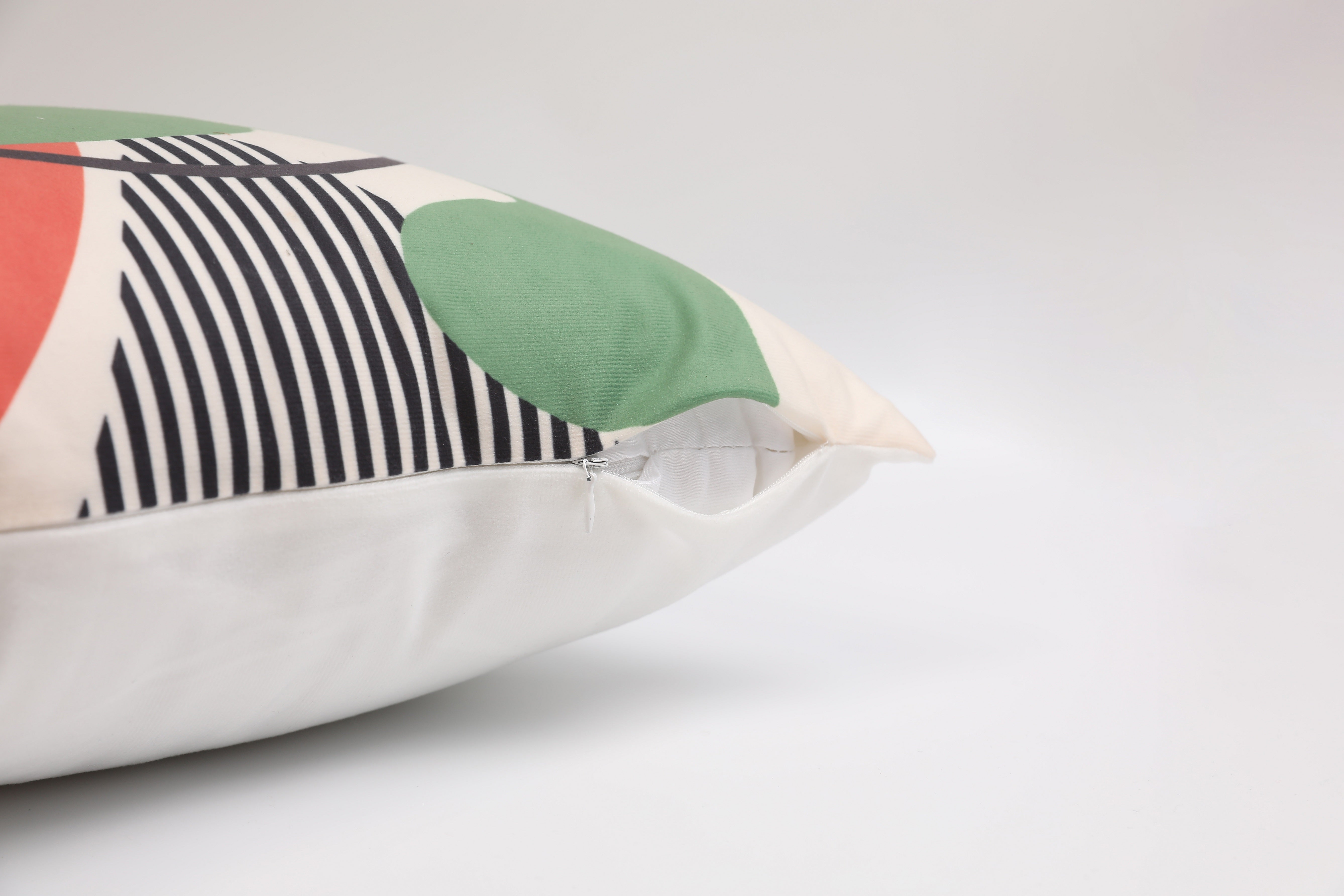 Lumi Sunrise Leaves Throw Pillowcases Set of 4