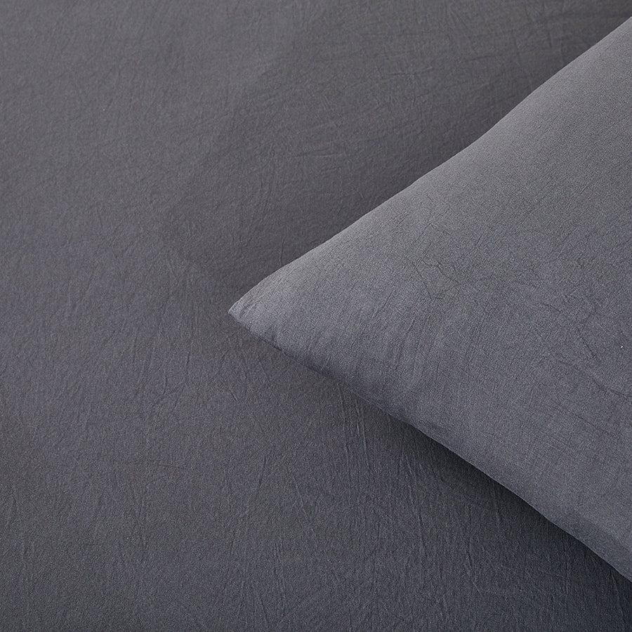 Super Soft Pewter Huggy Case