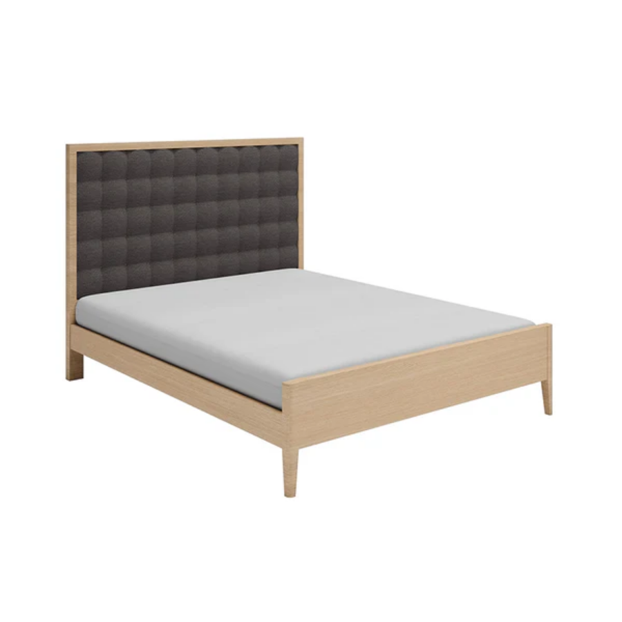 Adrianna 54x75" Bed - Oak