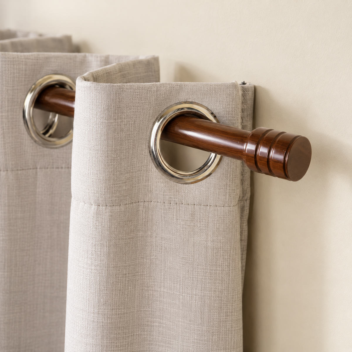 Basic Adjustable Wood Curtain Rod