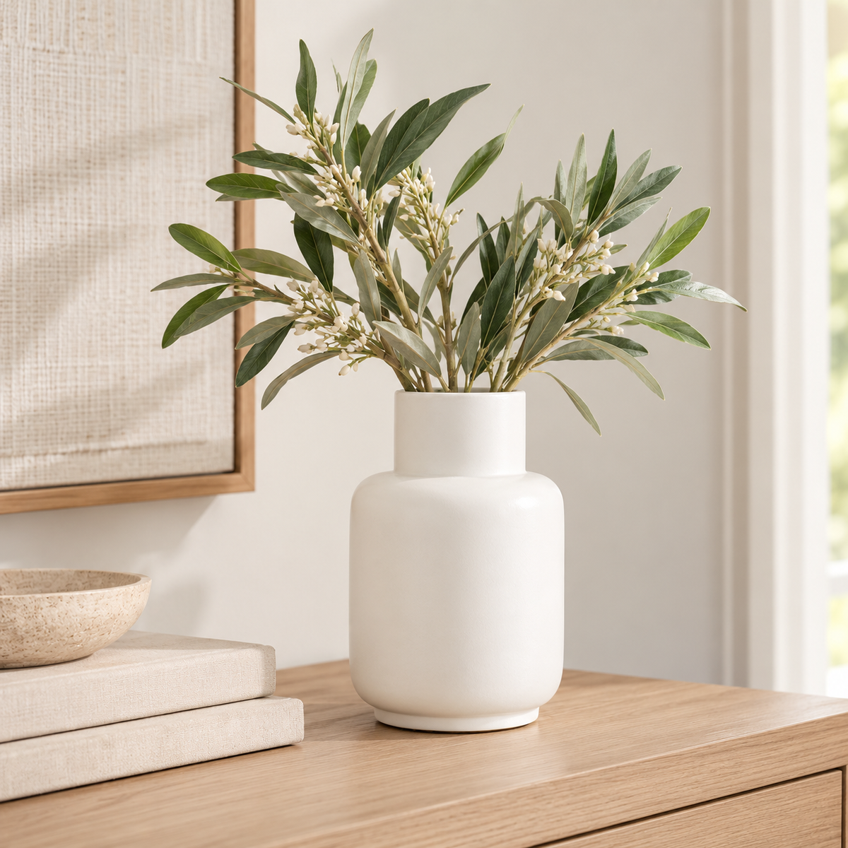 Primru White Ceramic Vase