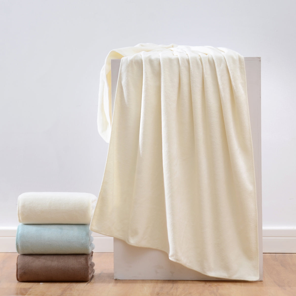 Aly Microfiber Bath Towel
