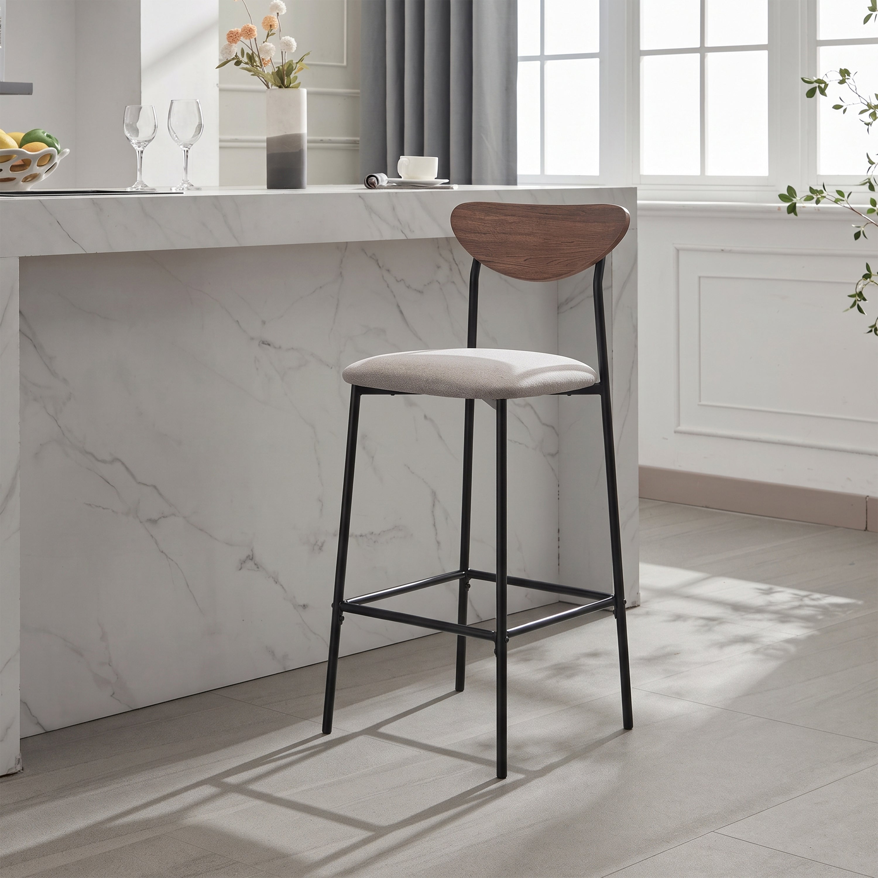 Amaris Bar Chair