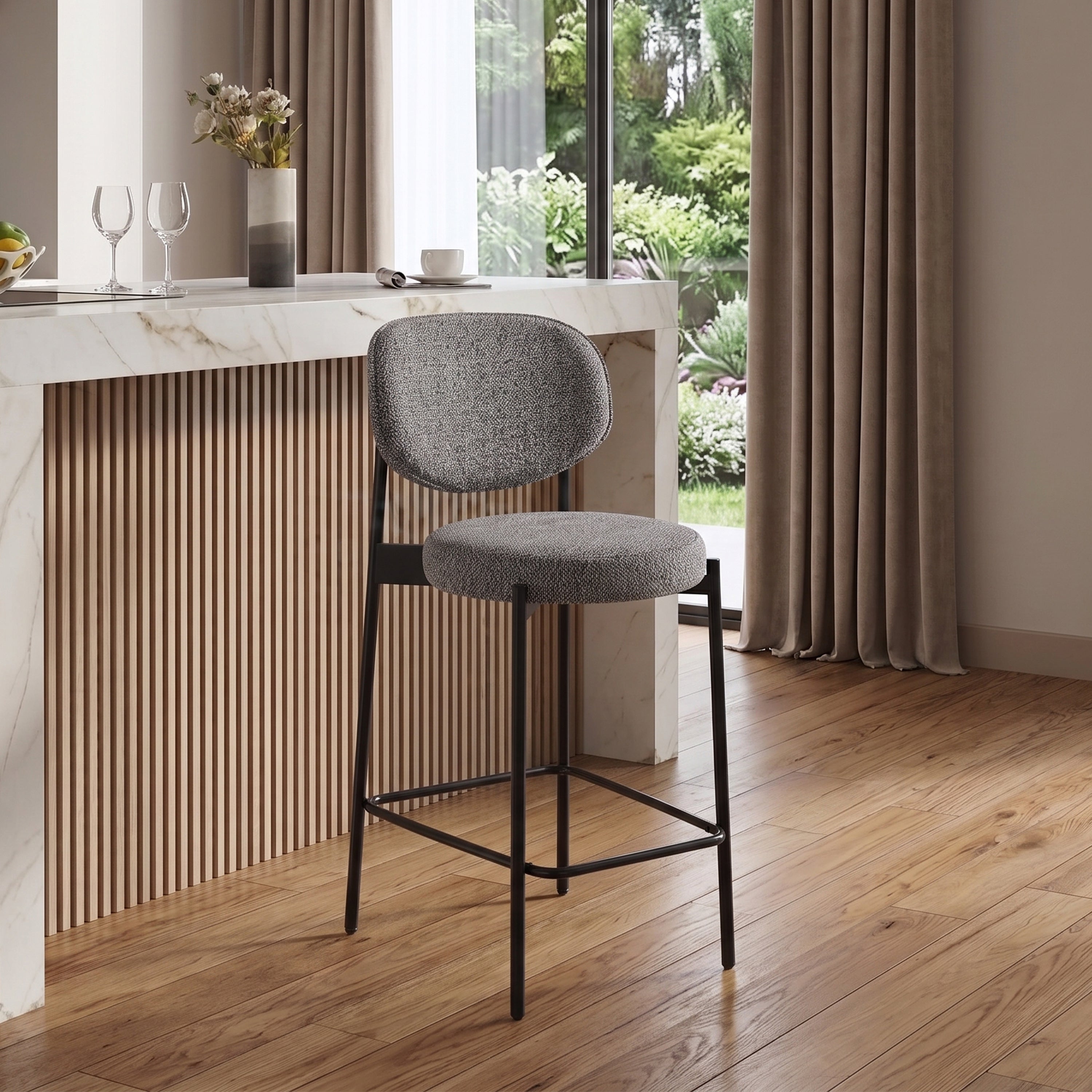 Lyner Bar Chair