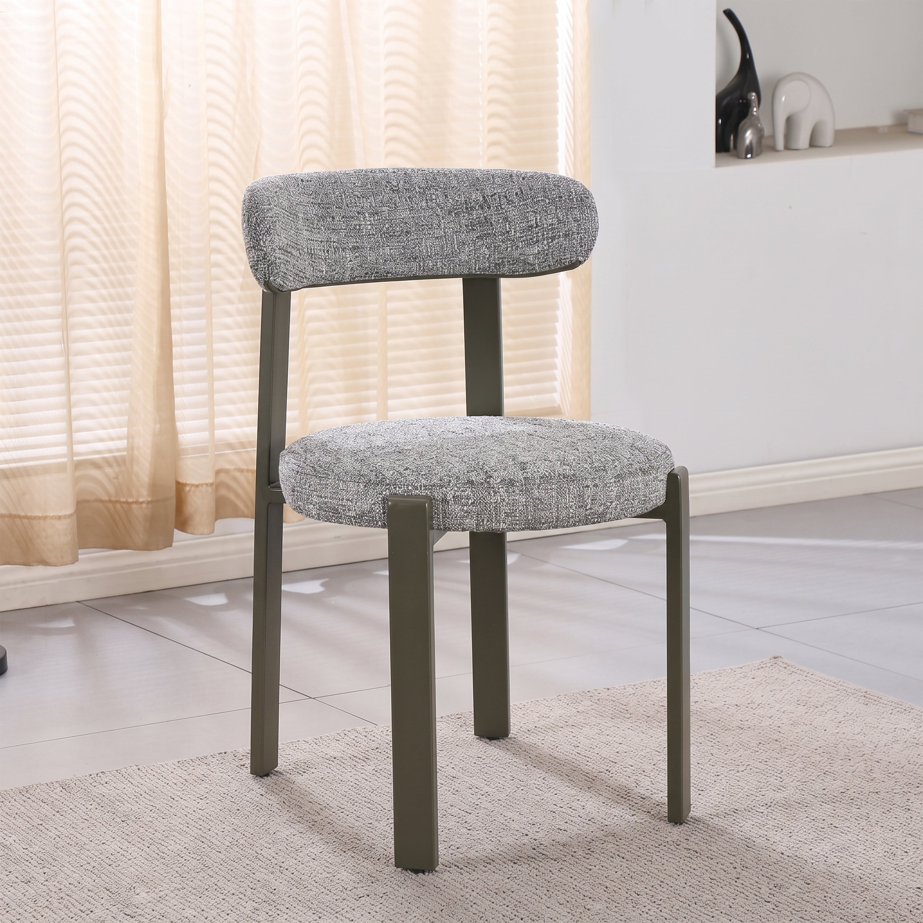 Iza Dining Chair