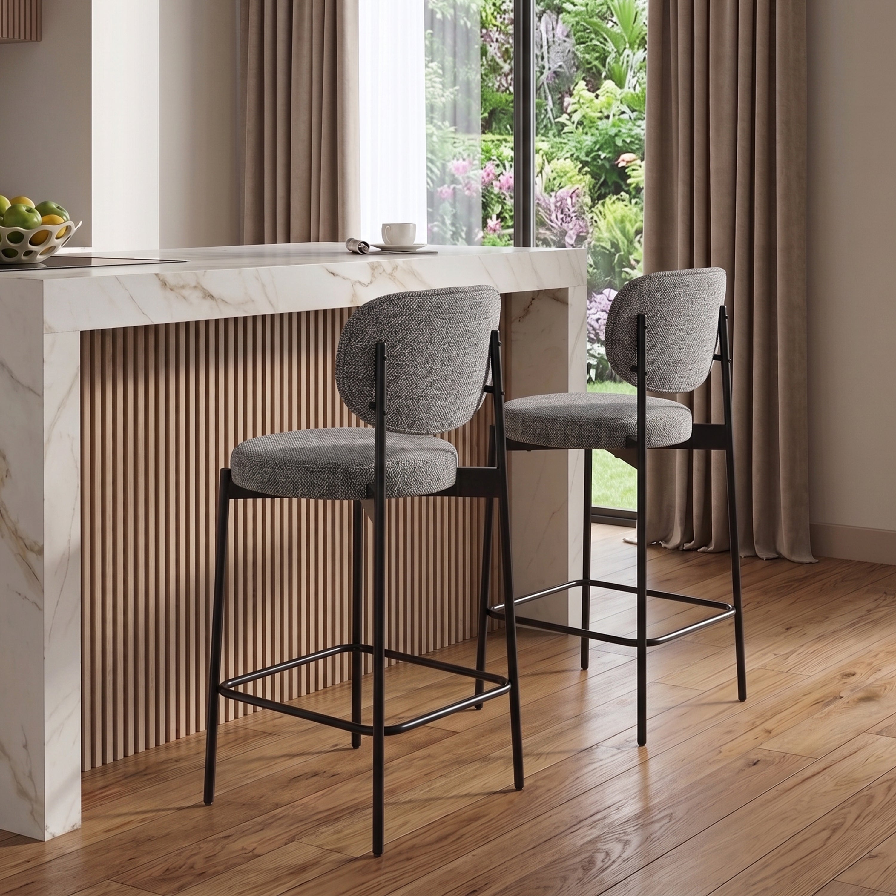 Lyner Bar Chair