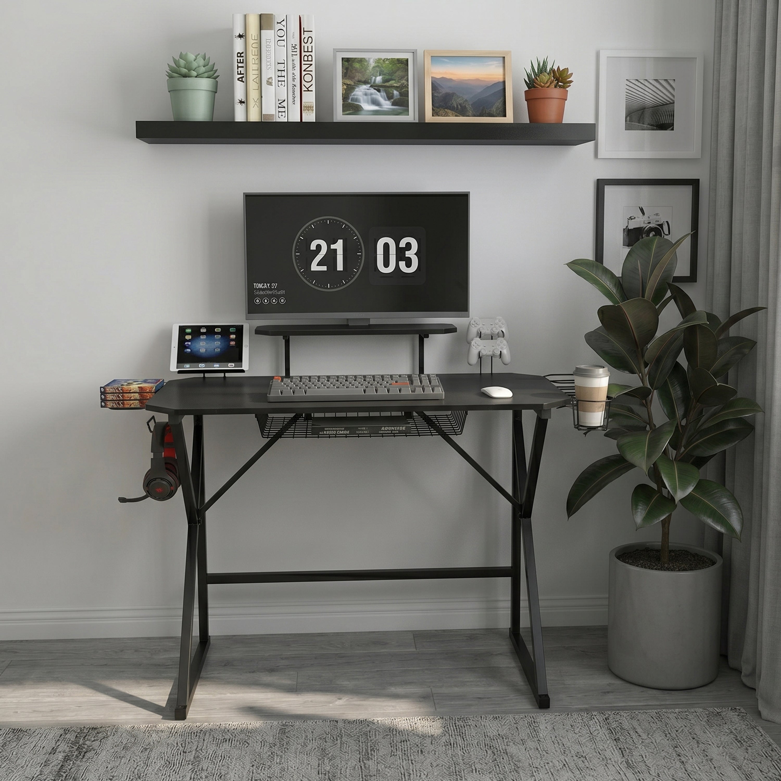 Saniah Gaming Desk