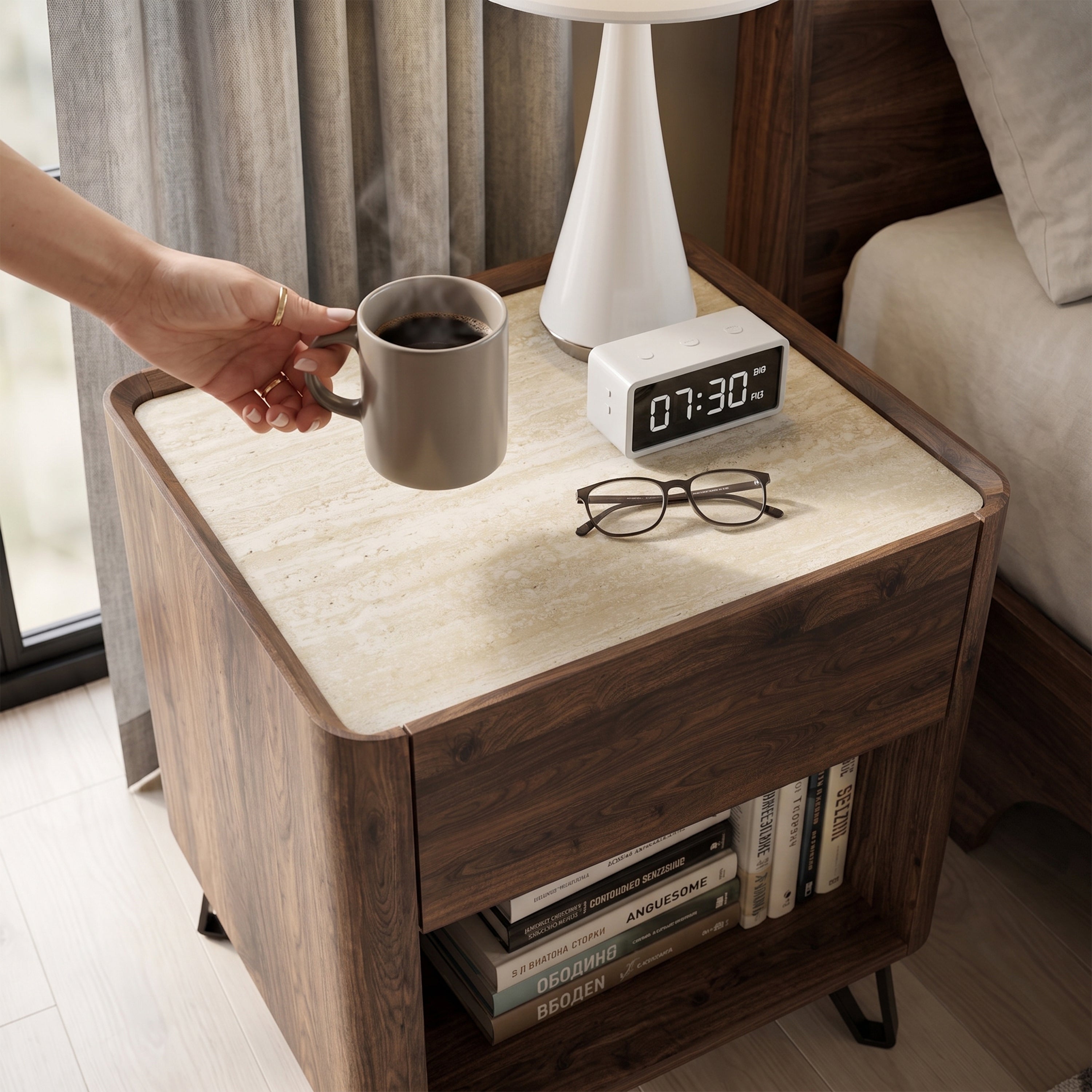 Blythe Night Stand