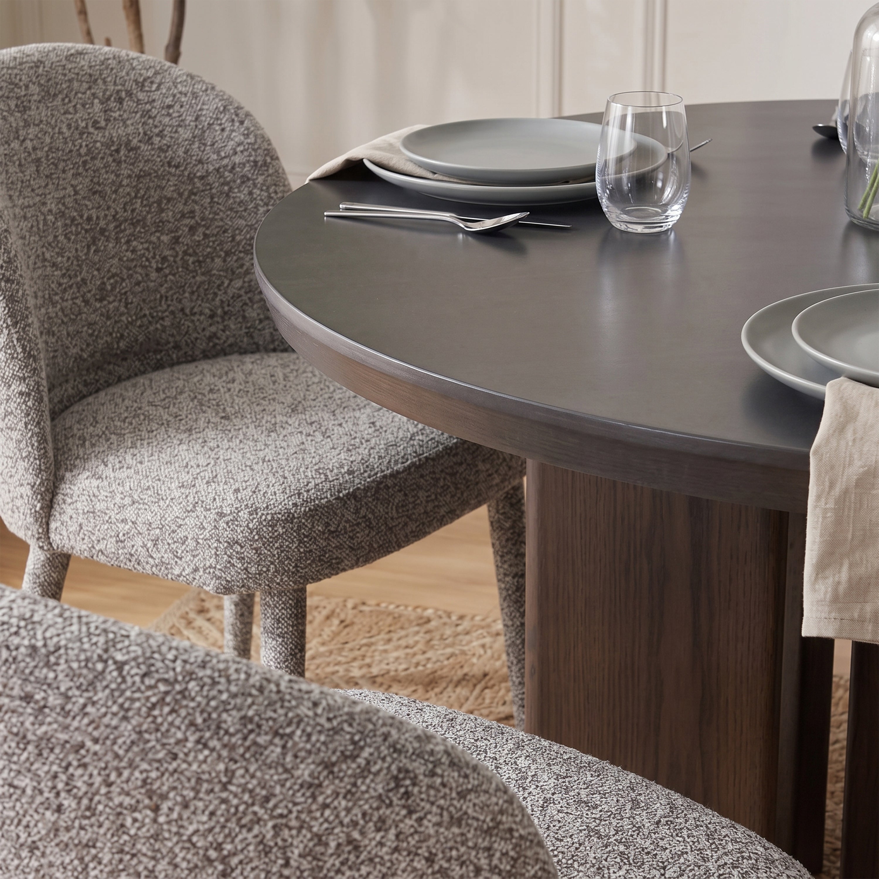 Leila Round 4 Seater Dining Set