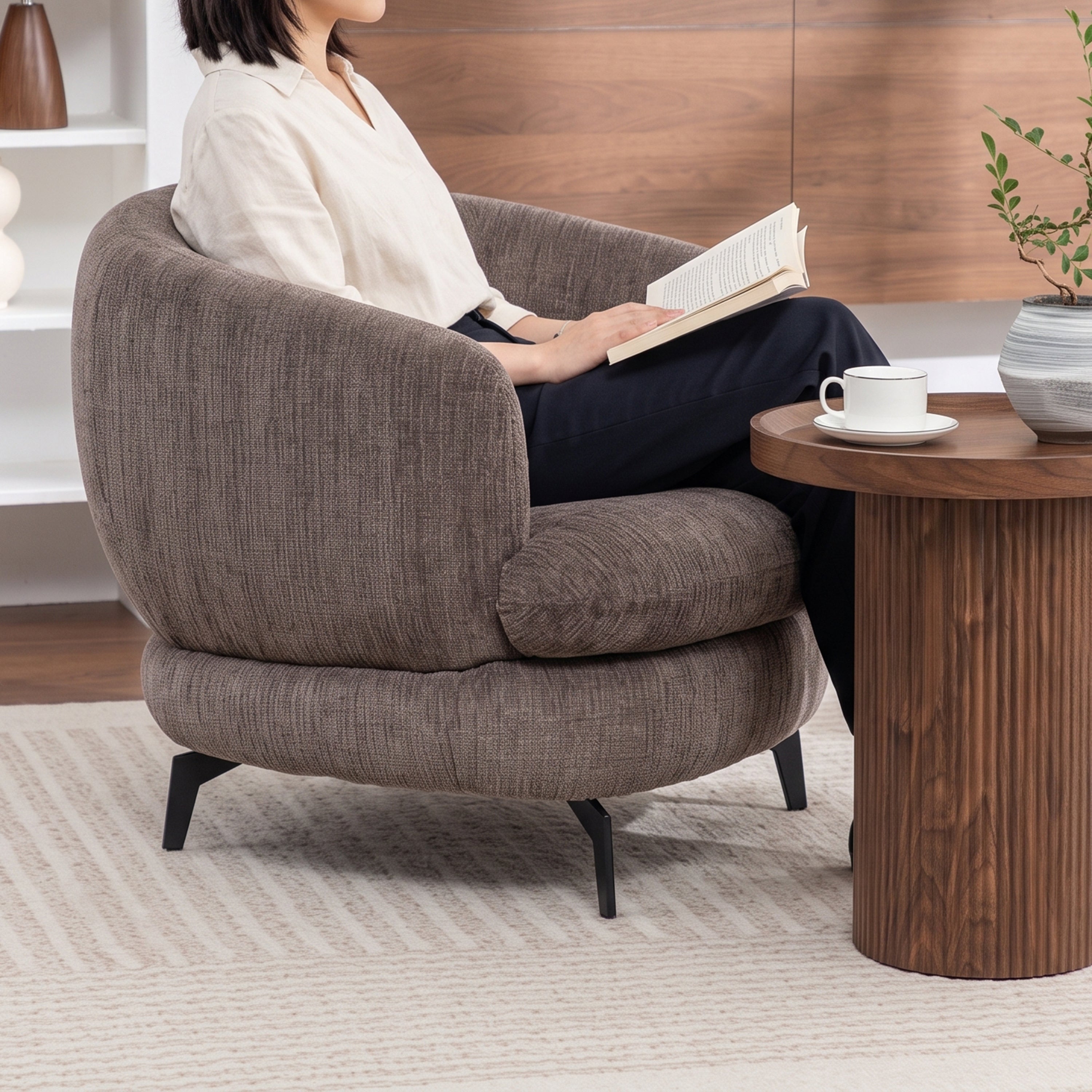 Willa Accent Chair