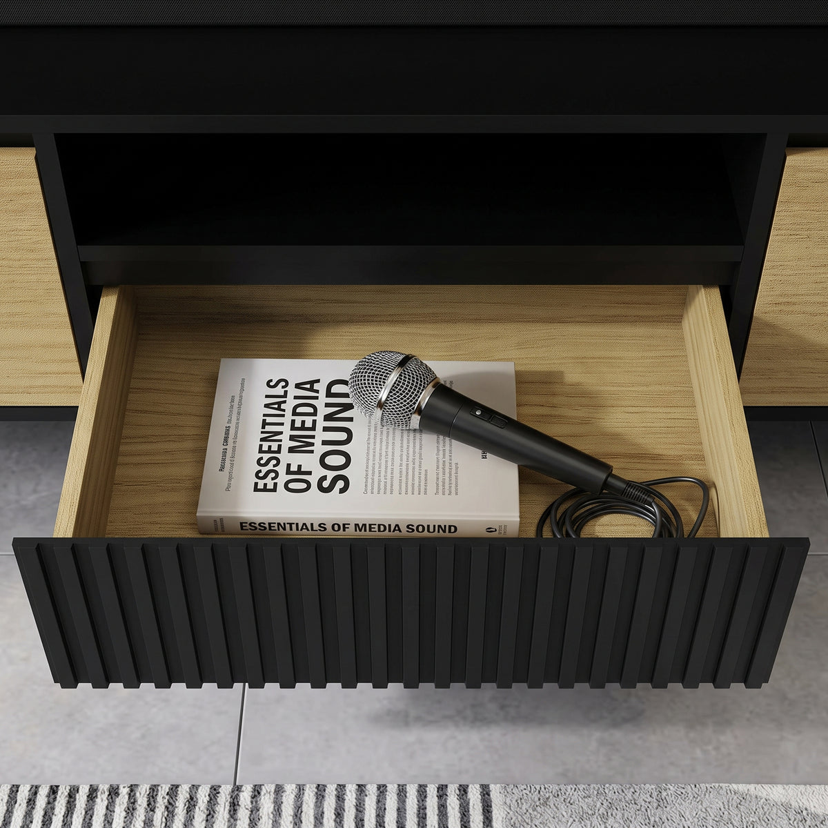 Kalmar 154 cm TV Stand