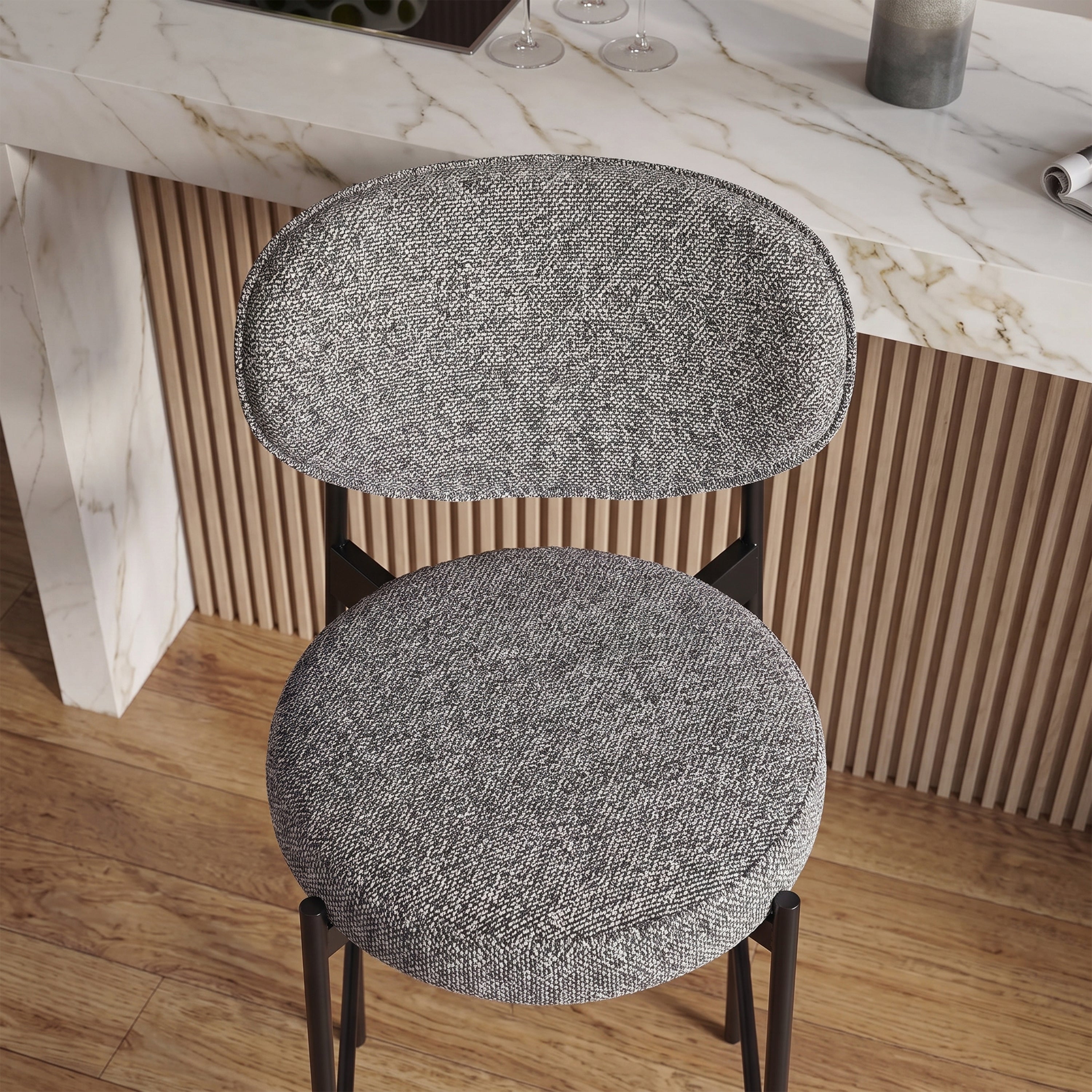 Lyner Bar Chair