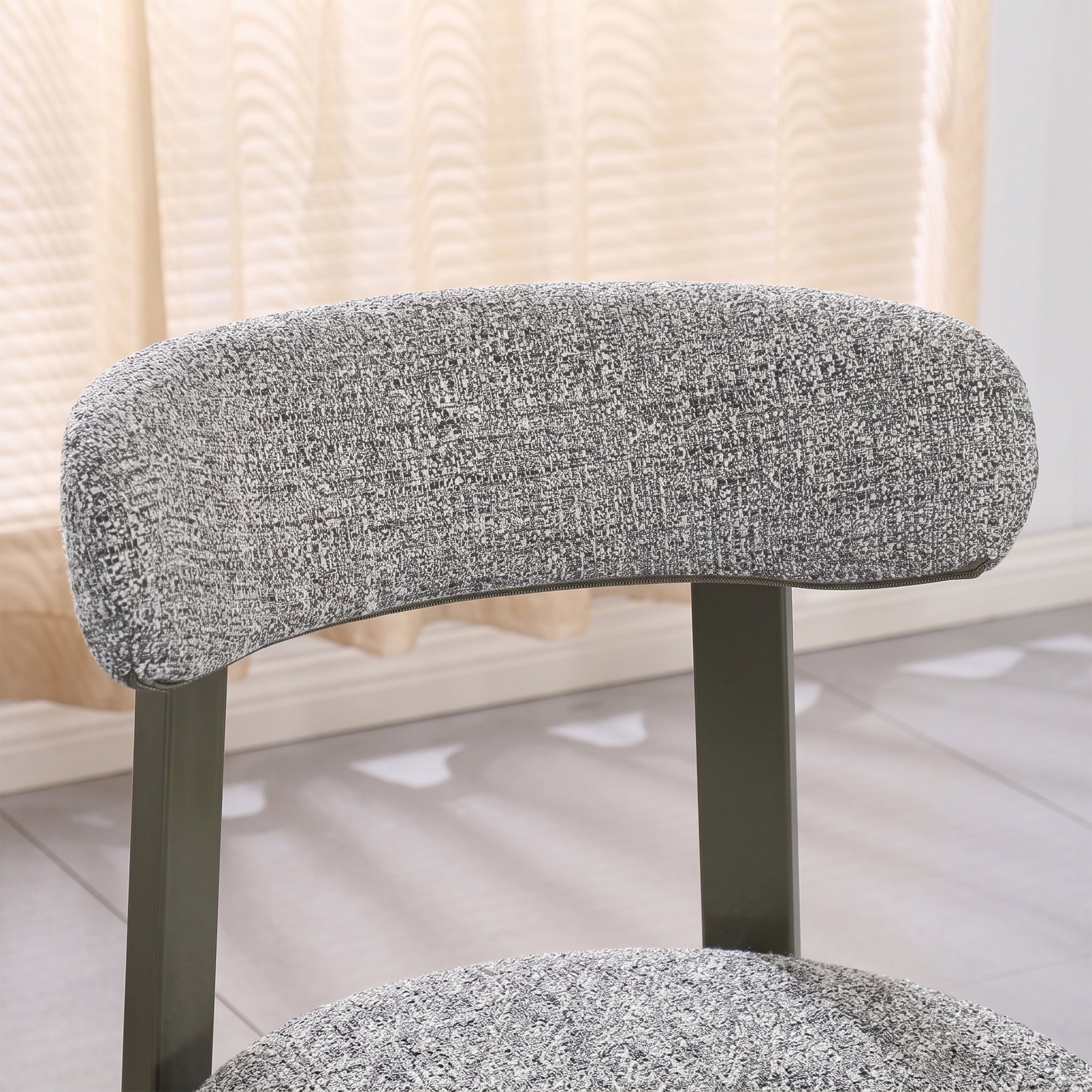 Iza Dining Chair