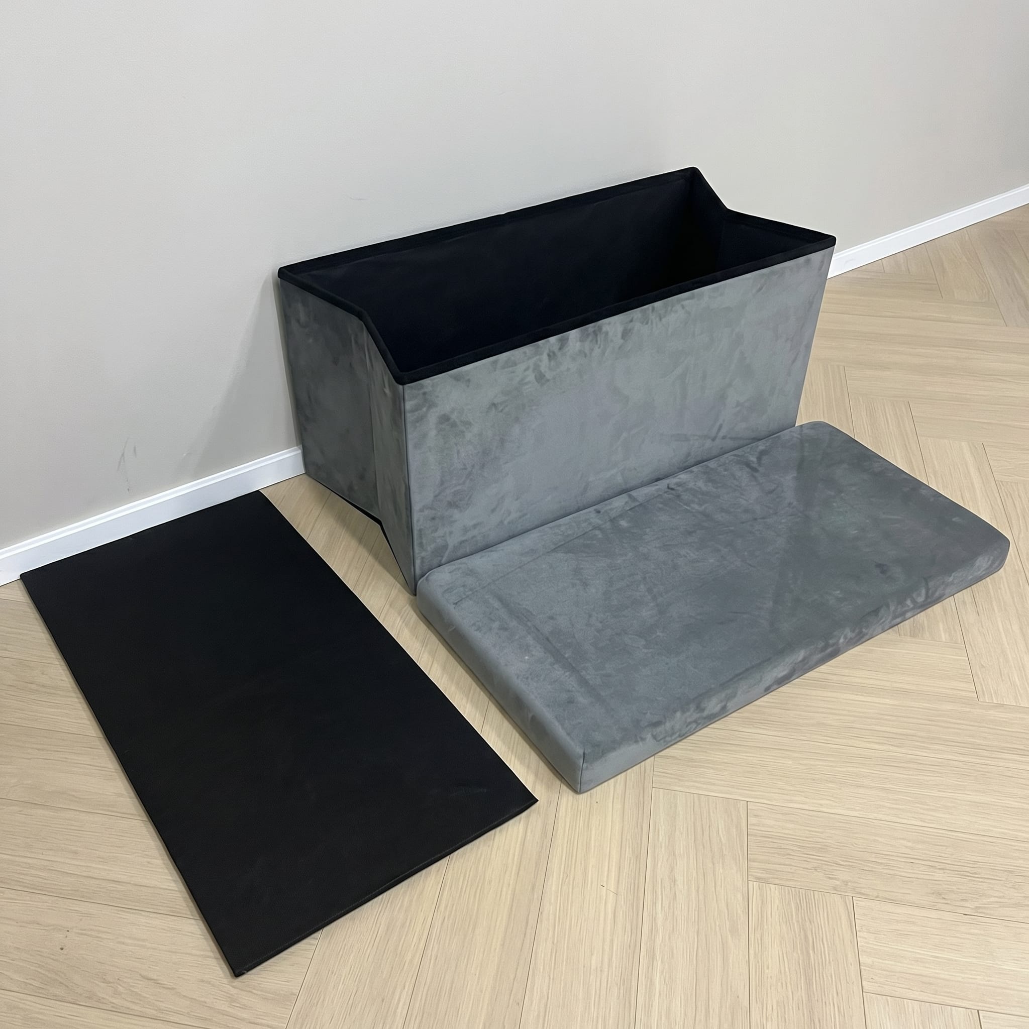 #color_Gray