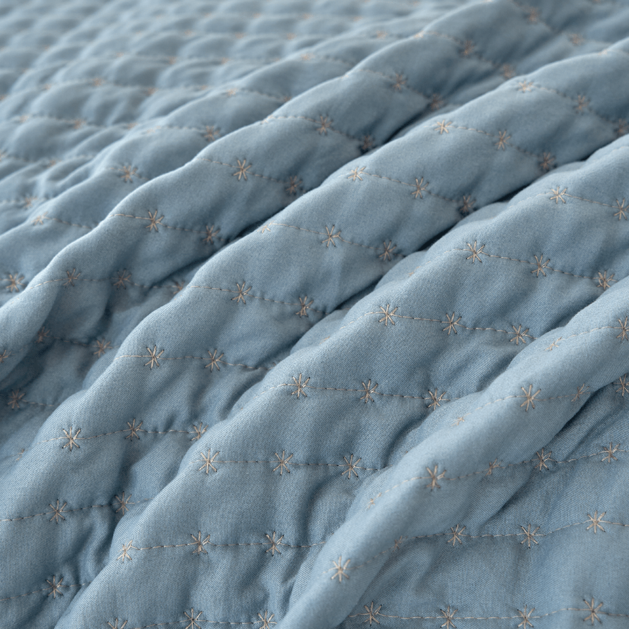 Ivy Bedspread - Blue
