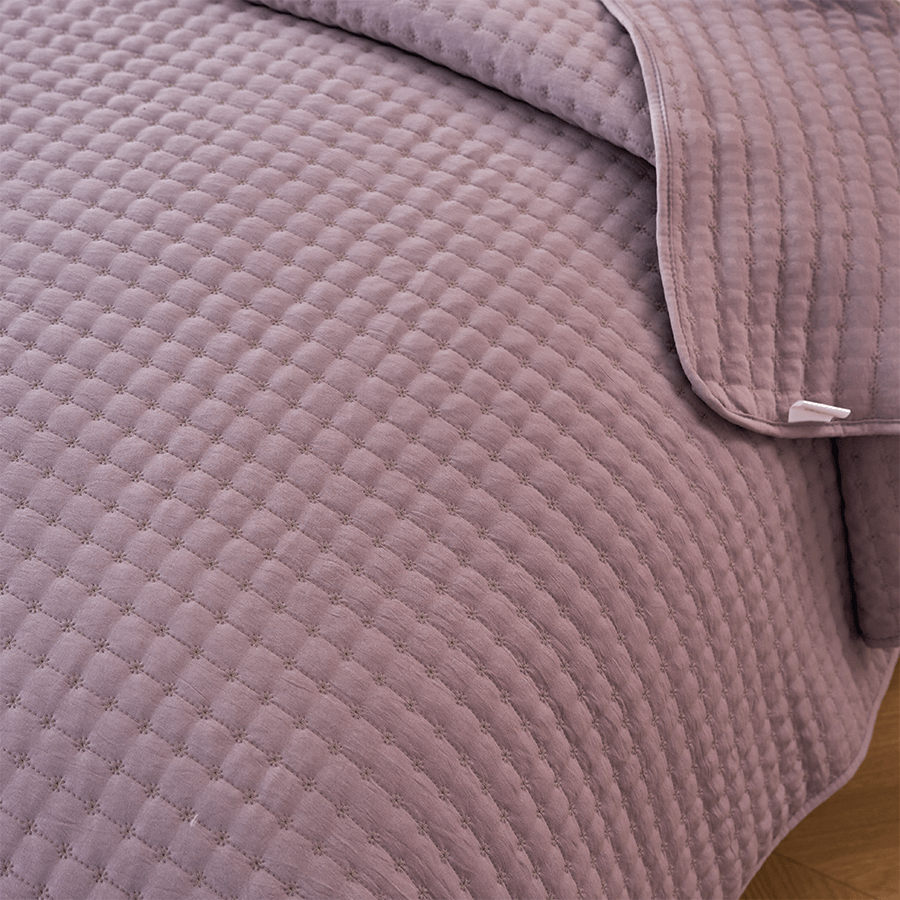 Ivy Bedspread - Purple