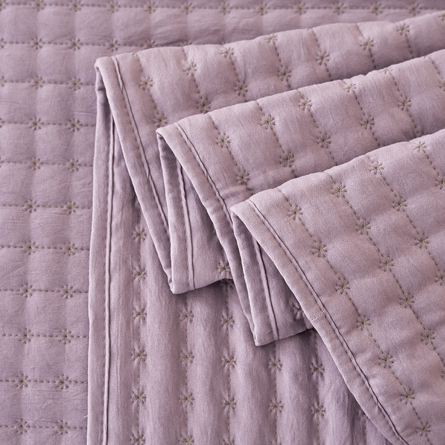 Ivy Bedspread - Purple