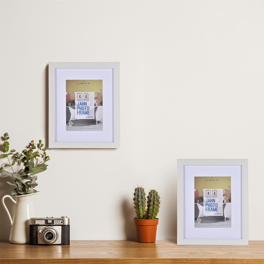 MORE JAHN OPTIONS Jahn Photo Frame 20x25 cm Jahn Photo Frame 20x25 cm Mandaue Foam