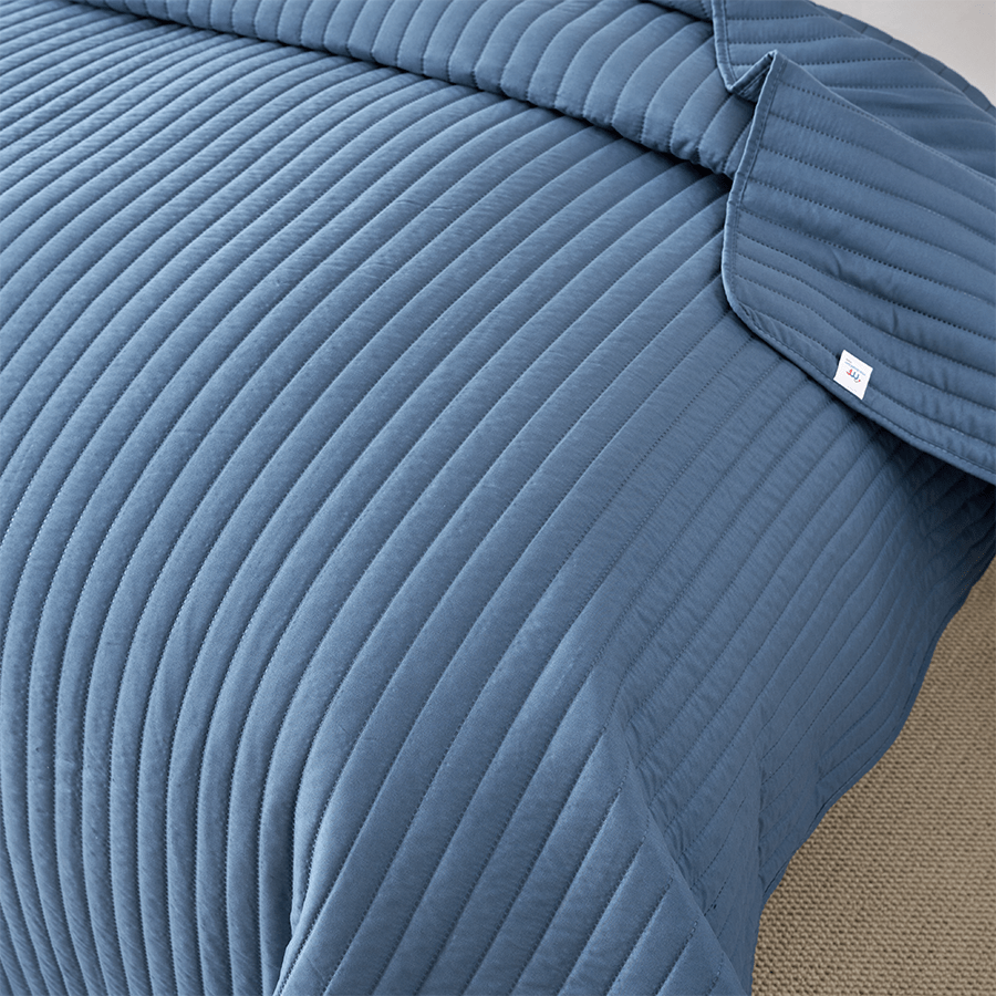 Loey Bedspread - Blue