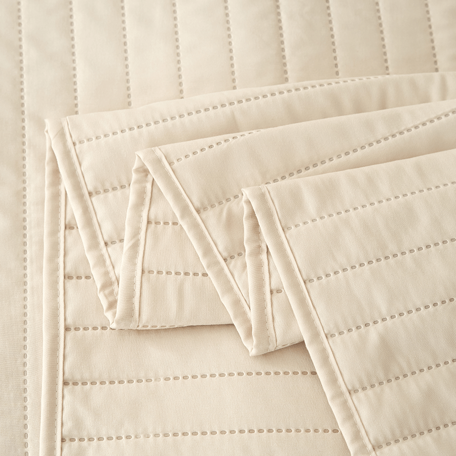 MORE LOEY OPTIONS Loey Bedspread - Cream Loey Bedspread - Cream Mandaue Foam