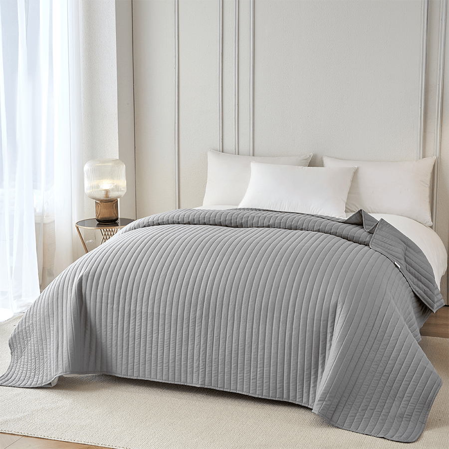 Loey Bedspread - Gray