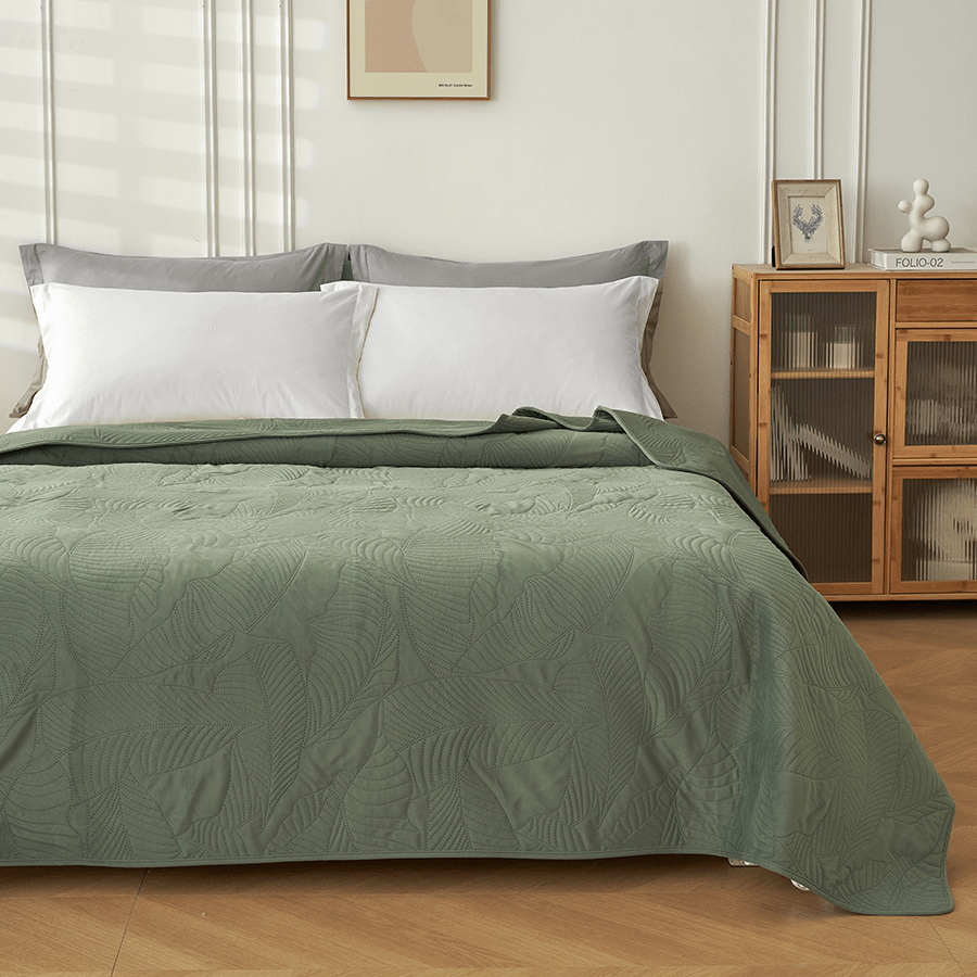 Lysia Velvet Bedspread Lysia Velvet Bedspread Mandaue Foam