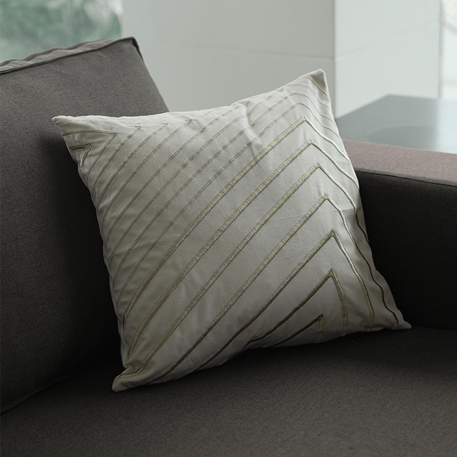 Quincy Ivory Arrowhead Throw Pillowcase