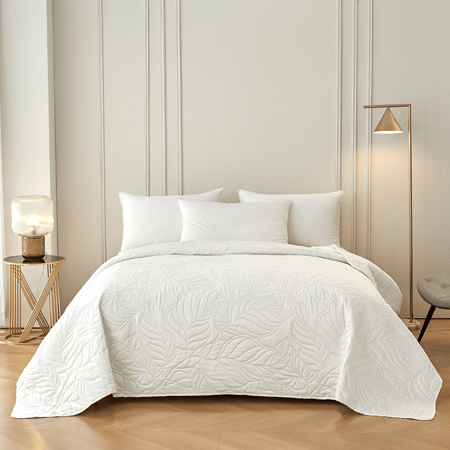 Willow Bedspread - Cream